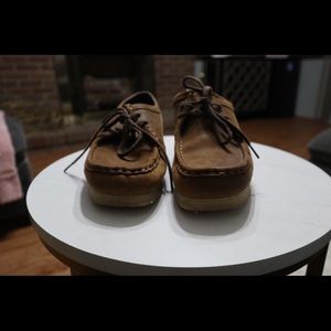 Women’s Size 10 Wallabees